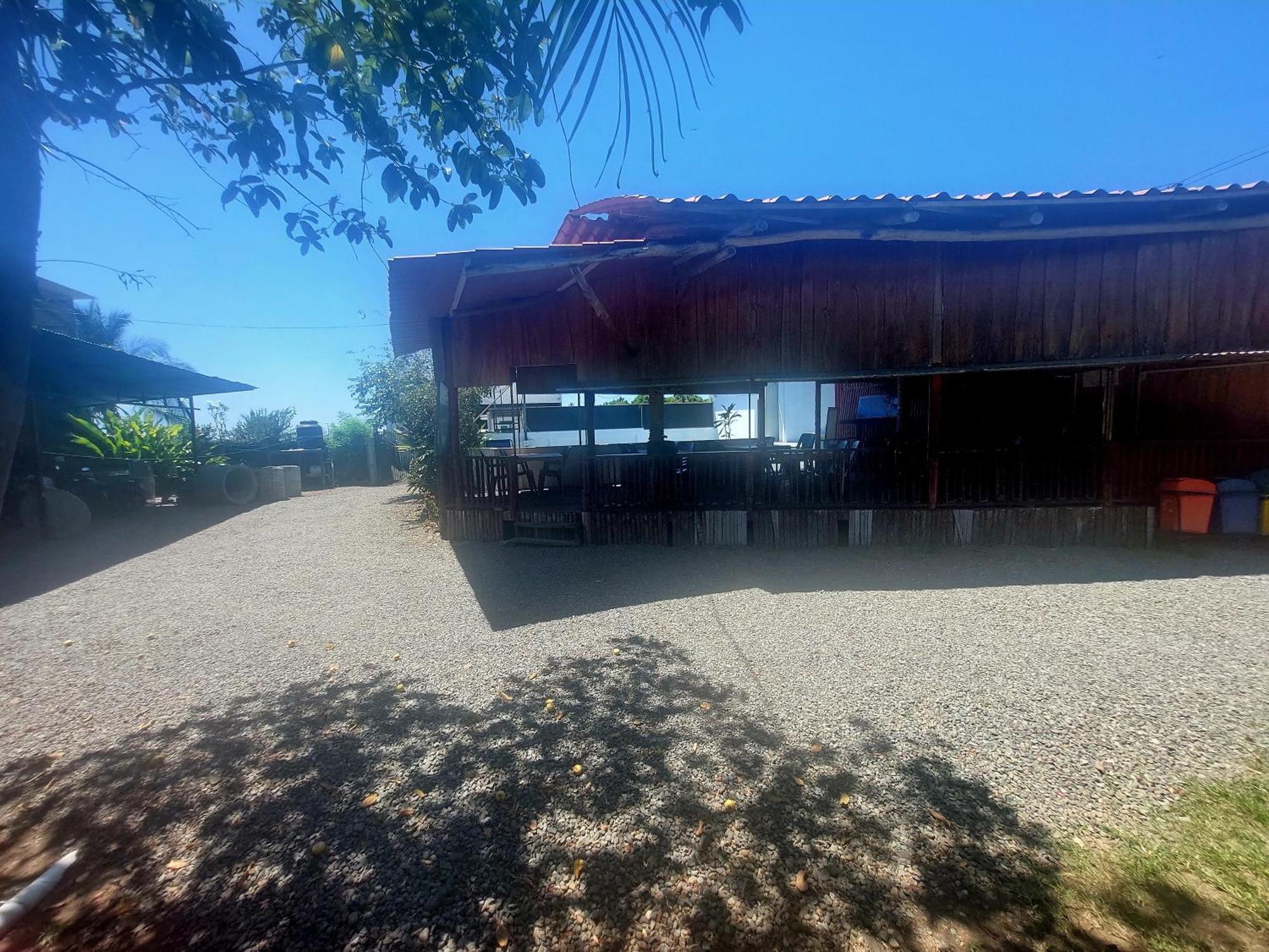 Hospedaje Quepos Exterior foto