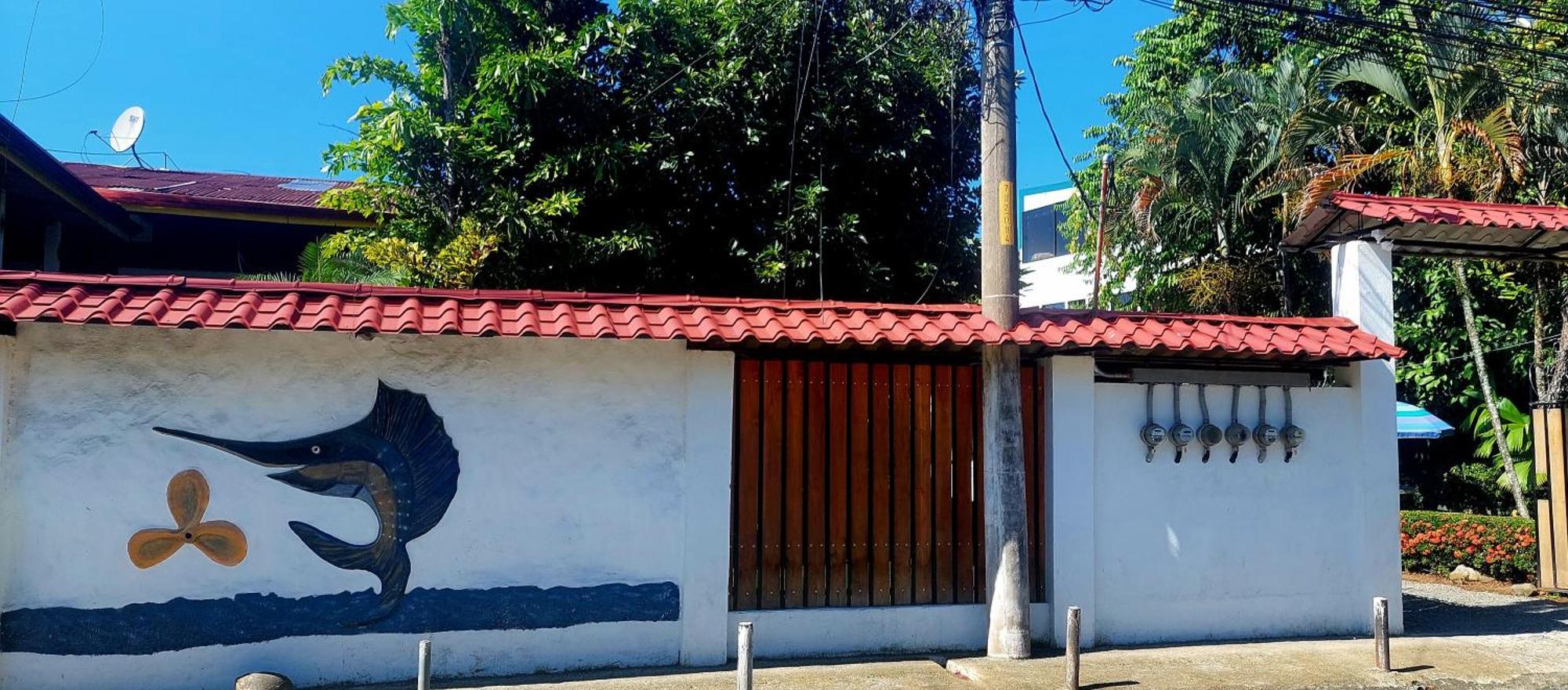 Hospedaje Quepos Exterior foto