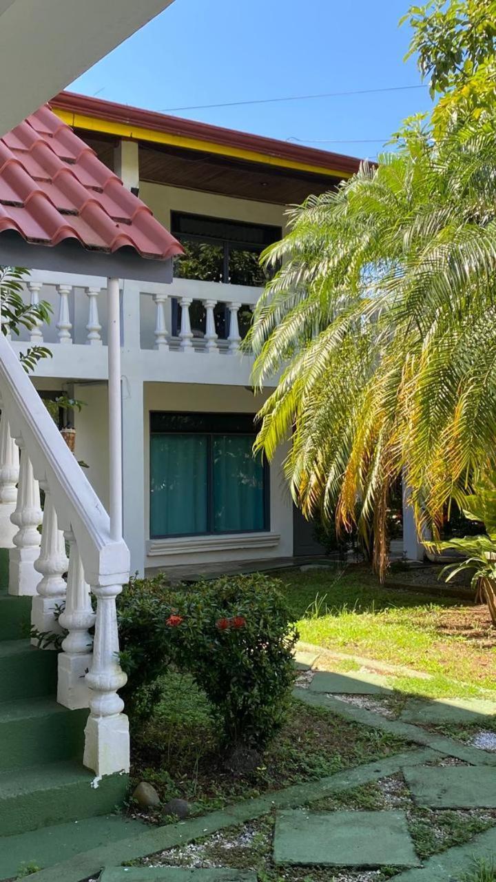 Hospedaje Quepos Exterior foto